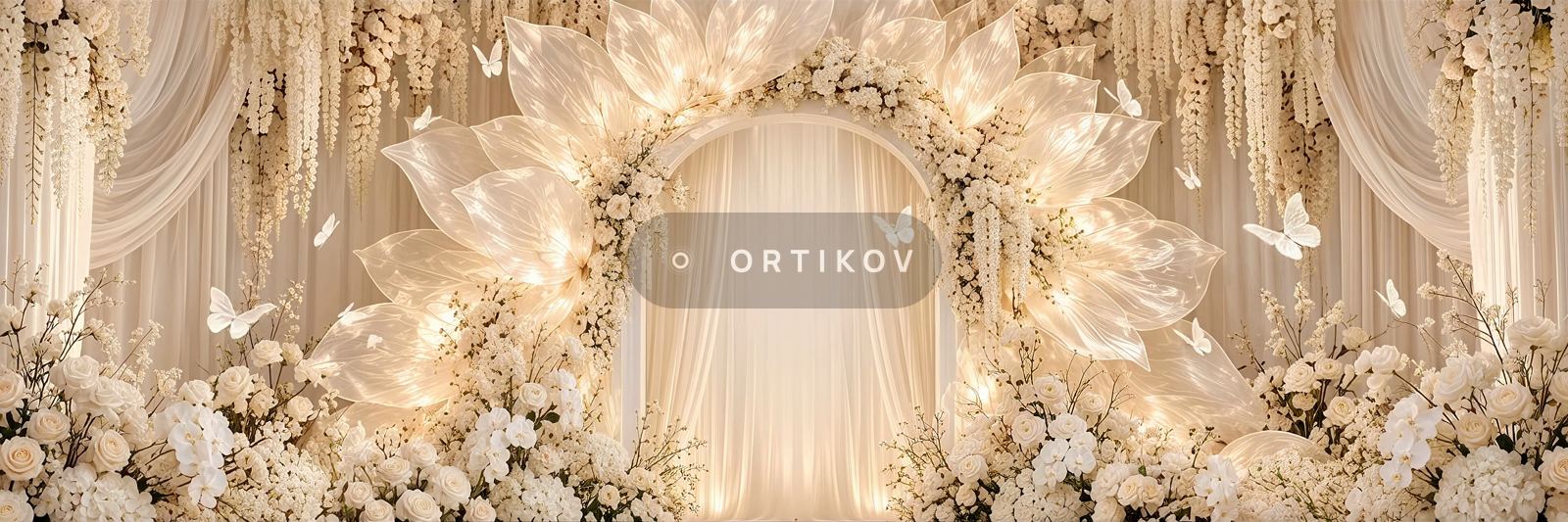 Арка-цветок в огнях